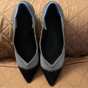 Rothy’s Pointe l Grey Mist Captoe Black Grey Ballet Flats 9/9.5